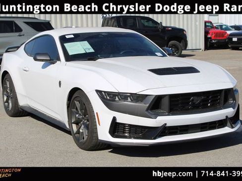 Used 2025 Ford Mustang Dark Horse image 1