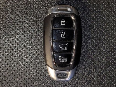 Used 2020 Hyundai Santa Fe SEL w/ Convenience + Premium Package FWD image 32