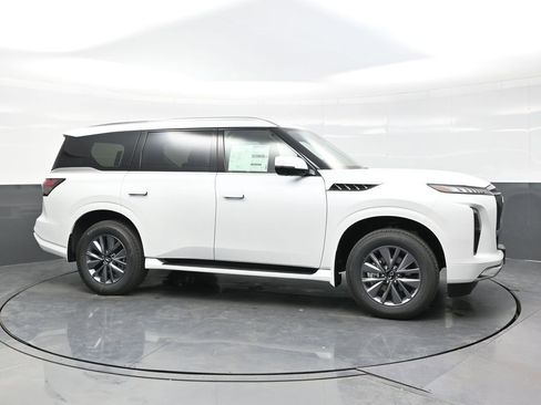 Used 2026 INFINITI QX80 Pure w/ Cargo Package AWD/4WD image 8