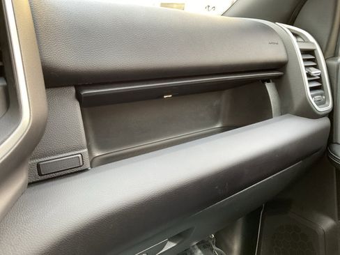 Used 2023 RAM 2500 Big Horn w/ Level 1 Equipment Group image 26