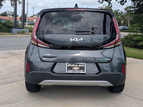 Used 2023 Kia Soul EX FWD image 5