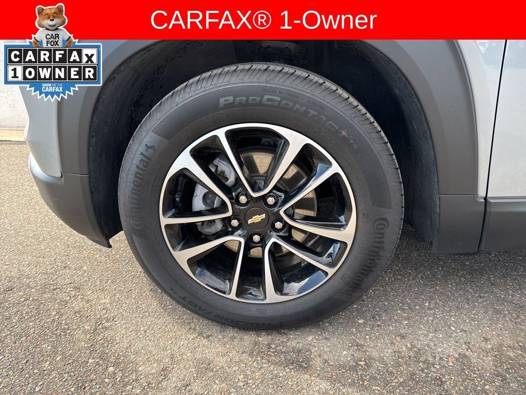 Used 2025 Chevrolet TrailBlazer LT FWD image 4