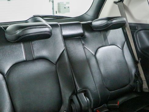 Used 2023 Honda Pilot EX-L image 29