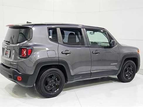 Used 2017 Jeep Renegade Sport w/ Power & Air Group FWD image 8