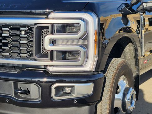 New 2026 Ford F350 Platinum w/ Platinum Plus Package image 10