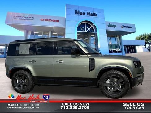 Used 2024 Land Rover Defender 110 X-Dynamic SE image 1