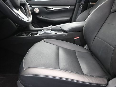 Certified 2024 INFINITI QX50 Luxe FWD image 13