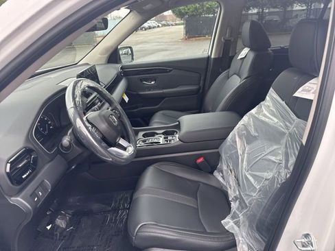 New 2025 Honda Pilot EX-L image 14