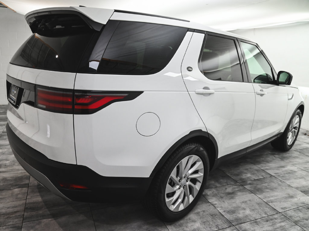 Used 2025 Land Rover Discovery S AWD/4WD image 6