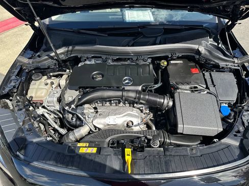 Used 2023 Mercedes-Benz GLA 250 4MATIC image 28