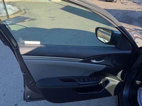 Used 2019 Honda Civic LX image 9