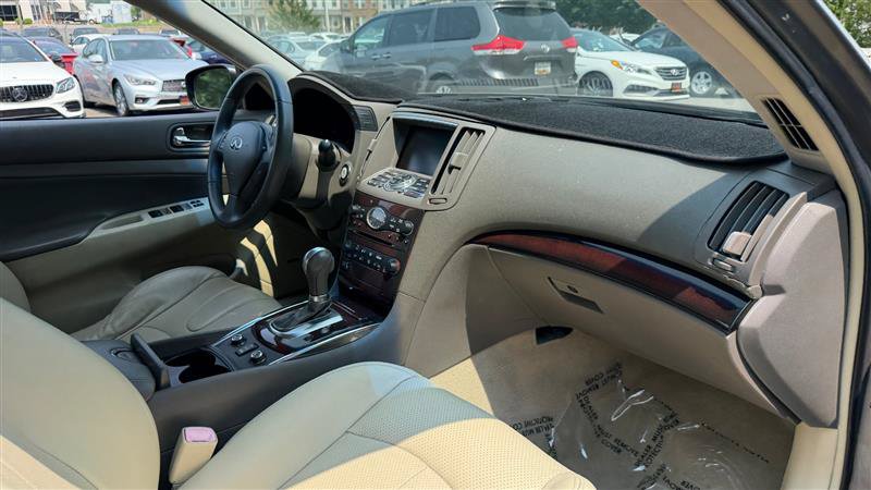 Used 2011 INFINITI G37 x Sedan w/ Premium Pkg AWD/4WD image 8