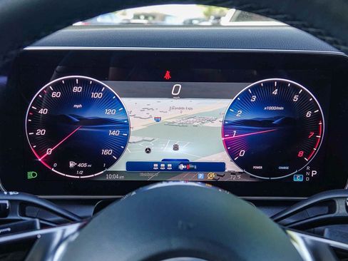 Certified 2025 Mercedes-Benz GLC 300 4MATIC image 25