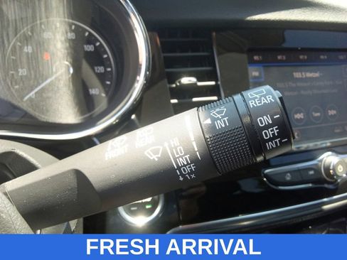 Used 2022 Buick Encore Preferred w/ Safety Package FWD image 29