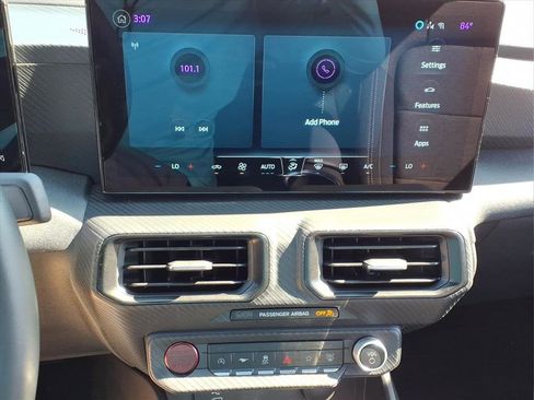 Used 2025 Ford Mustang Coupe image 23