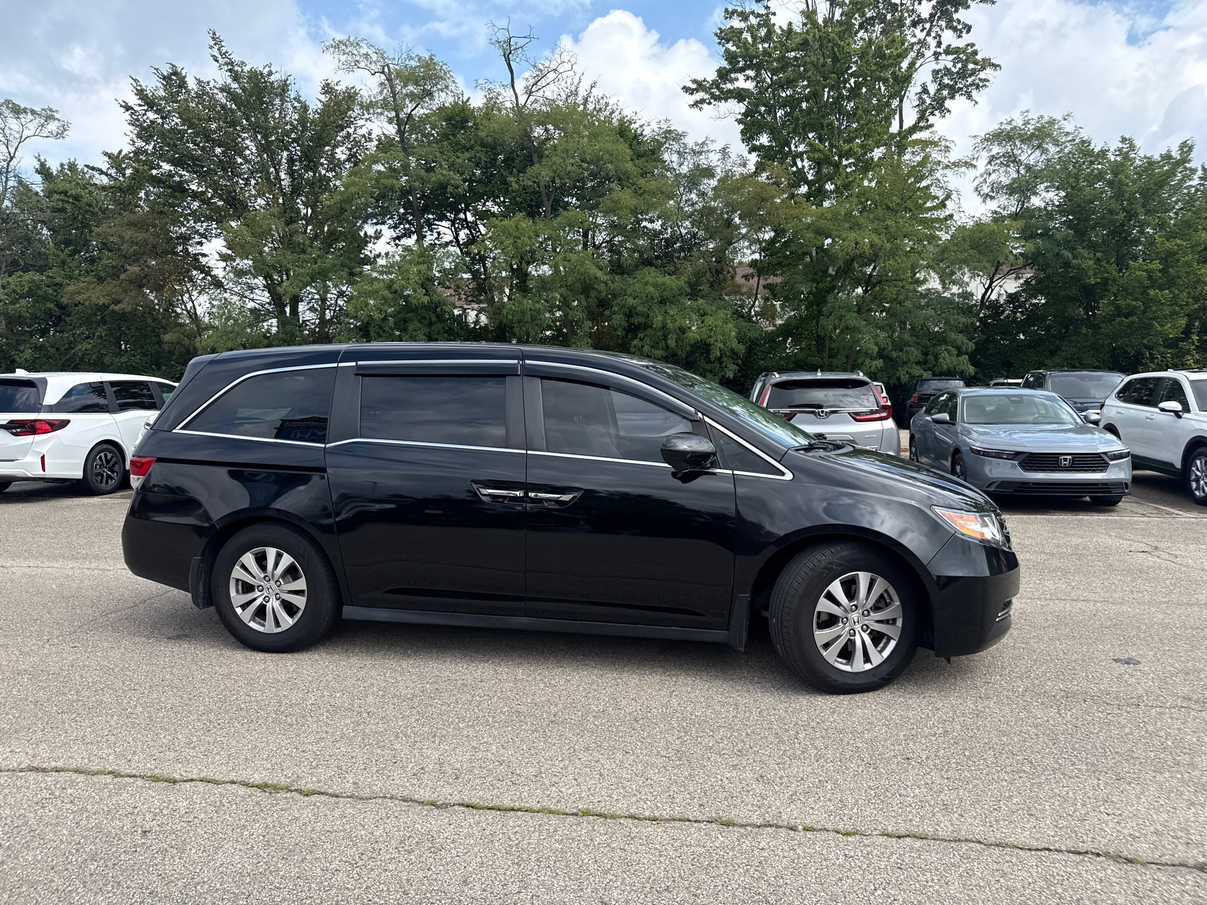 Used 2016 Honda Odyssey EX-L image 25