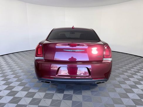 Used 2023 Chrysler 300 Touring w/ Sport Appearance Package image 4