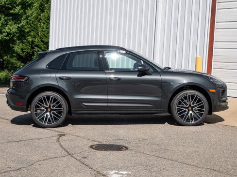 New 2026 Porsche Macan image 10