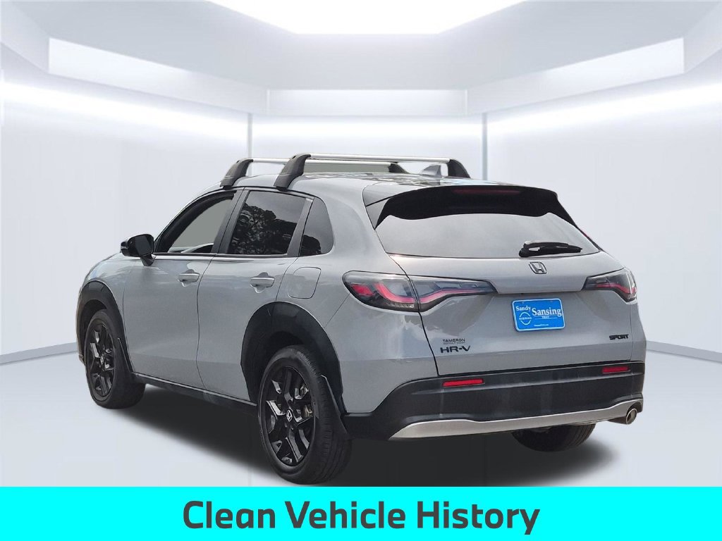Used 2024 Honda HR-V Sport image 3