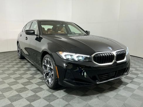 New 2026 BMW 330i Sedan w/ Convenience Package RWD image 4