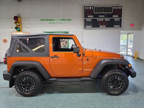 Used 2011 Jeep Wrangler Sport AWD/4WD image 5