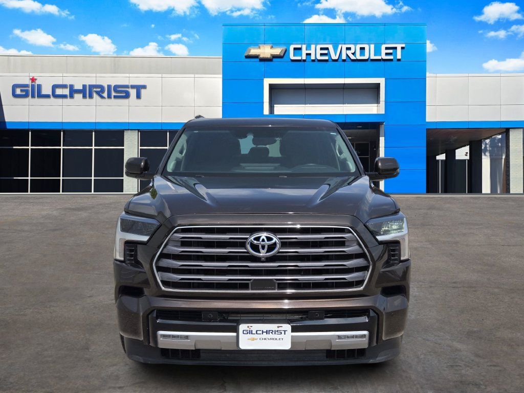 Used 2023 Toyota Sequoia Limited AWD/4WD image 3