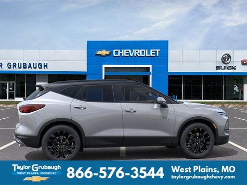 New 2026 Chevrolet Blazer LT w/ Convenience Package FWD image 5