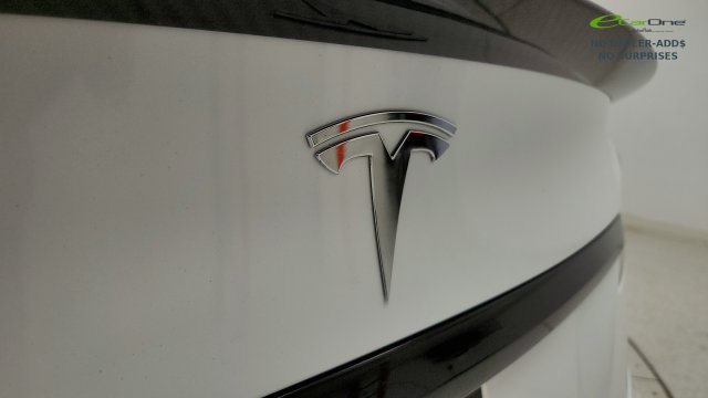 Used 2023 Tesla Model S AWD/4WD image 31