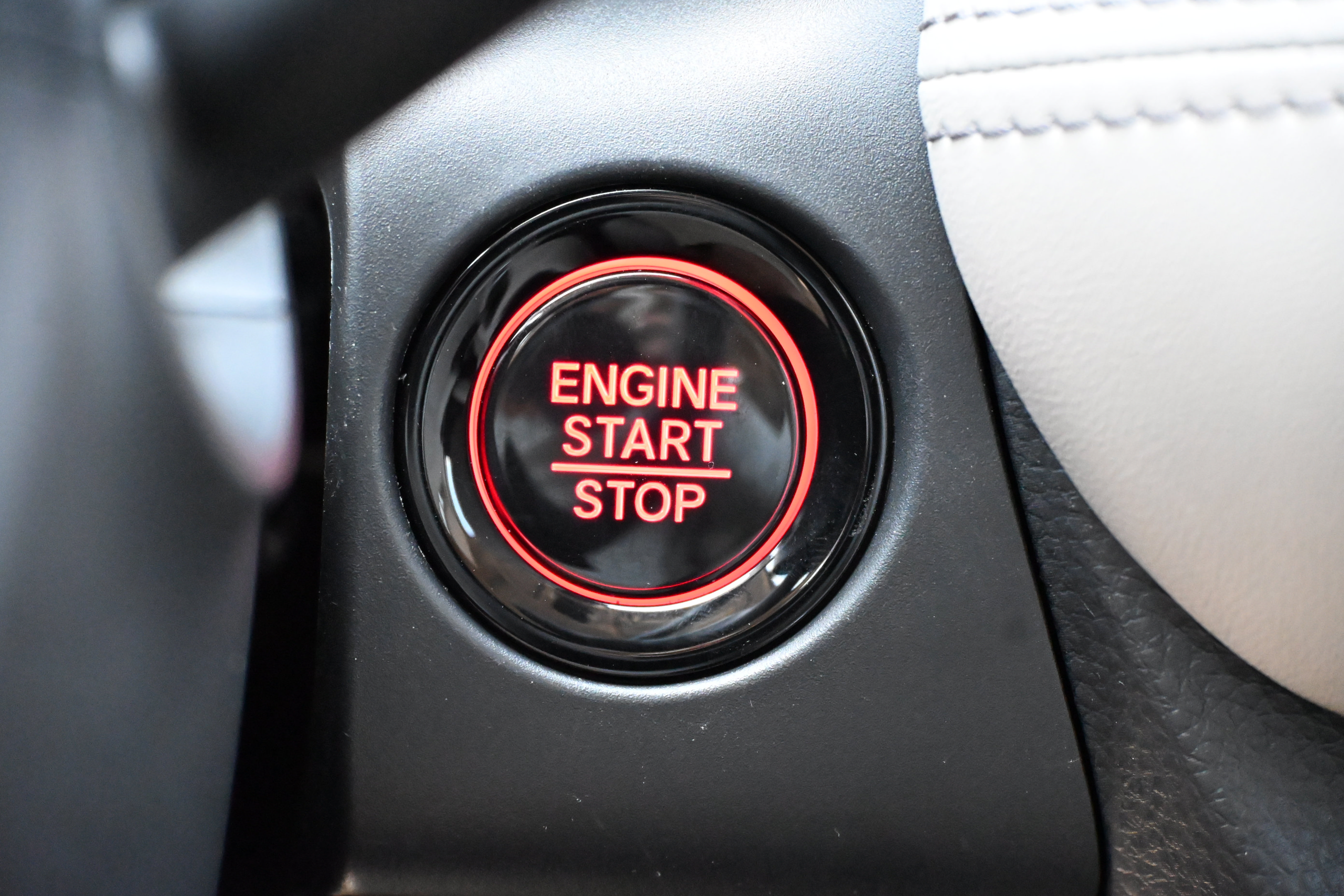 Certified 2026 Honda HR-V EX-L image 32
