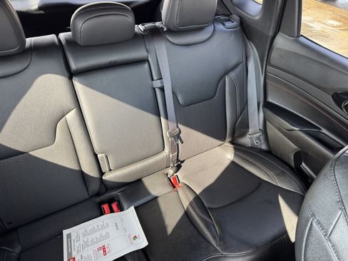 Used 2024 Jeep Compass Trailhawk image 14