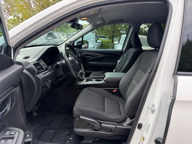 Certified 2024 Honda Ridgeline Sport image 11