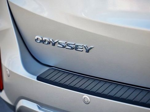 New 2026 Honda Odyssey Touring image 12