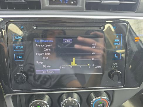 Used 2018 Toyota Corolla L image 22