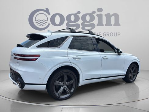 Used 2025 Genesis GV70 2.5T w/ Sport Prestige Package AWD/4WD image 5