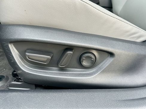 Used 2025 Toyota Camry SE w/ Multimedia Upgrade Package FWD image 12