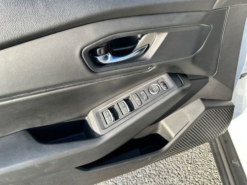 Used 2023 Honda Accord EX image 13