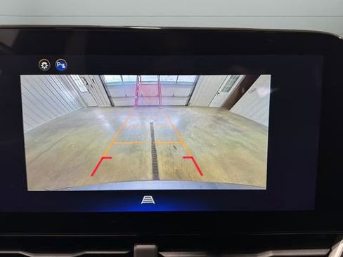 Used 2025 Chevrolet Equinox LT image 26