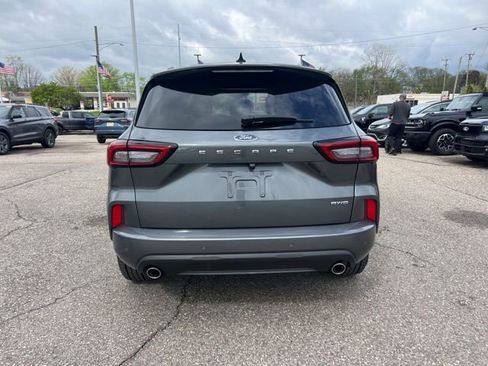 Certified 2023 Ford Escape ST-Line w/ Tech Pack #1 AWD/4WD image 5