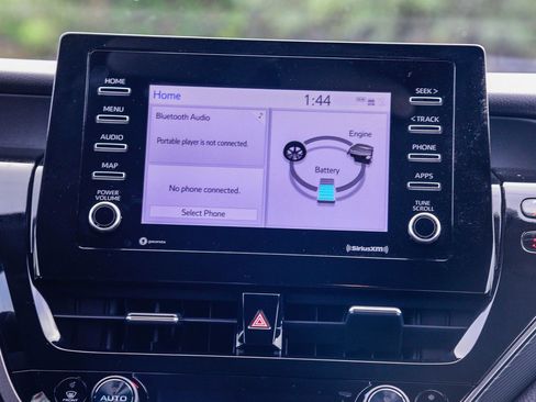 Used 2023 Toyota Camry SE image 17