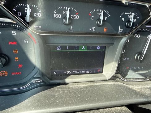 Used 2021 GMC Sierra 1500 SLT w/ SLT Premium Package AWD/4WD image 8