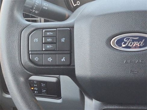 Certified 2025 Ford F350 XLT w/ Snow Plow/Camper Package image 14