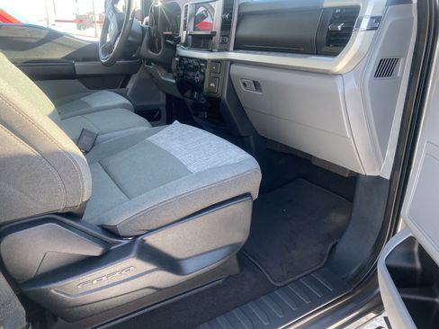 Used 2025 Ford F250 XLT image 16