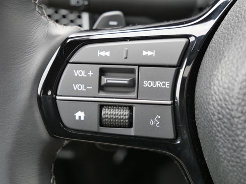 Used 2025 Honda Civic Sport image 33