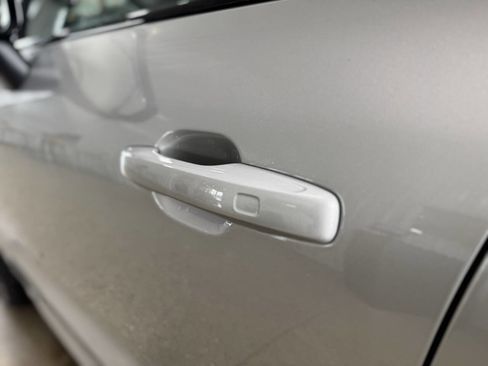 Used 2024 Volvo XC60 B5 Core image 39