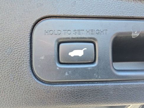 Used 2023 Acura MDX SH-AWD w/ Advance Package image 11