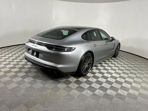 Used 2022 Porsche Panamera Platinum Edition image 4