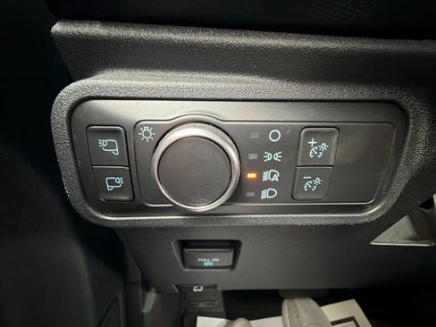 Used 2022 Ford Bronco Outer Banks AWD/4WD image 18