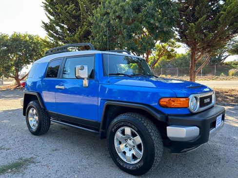 Used 2007 Toyota FJ Cruiser 4WD image 11