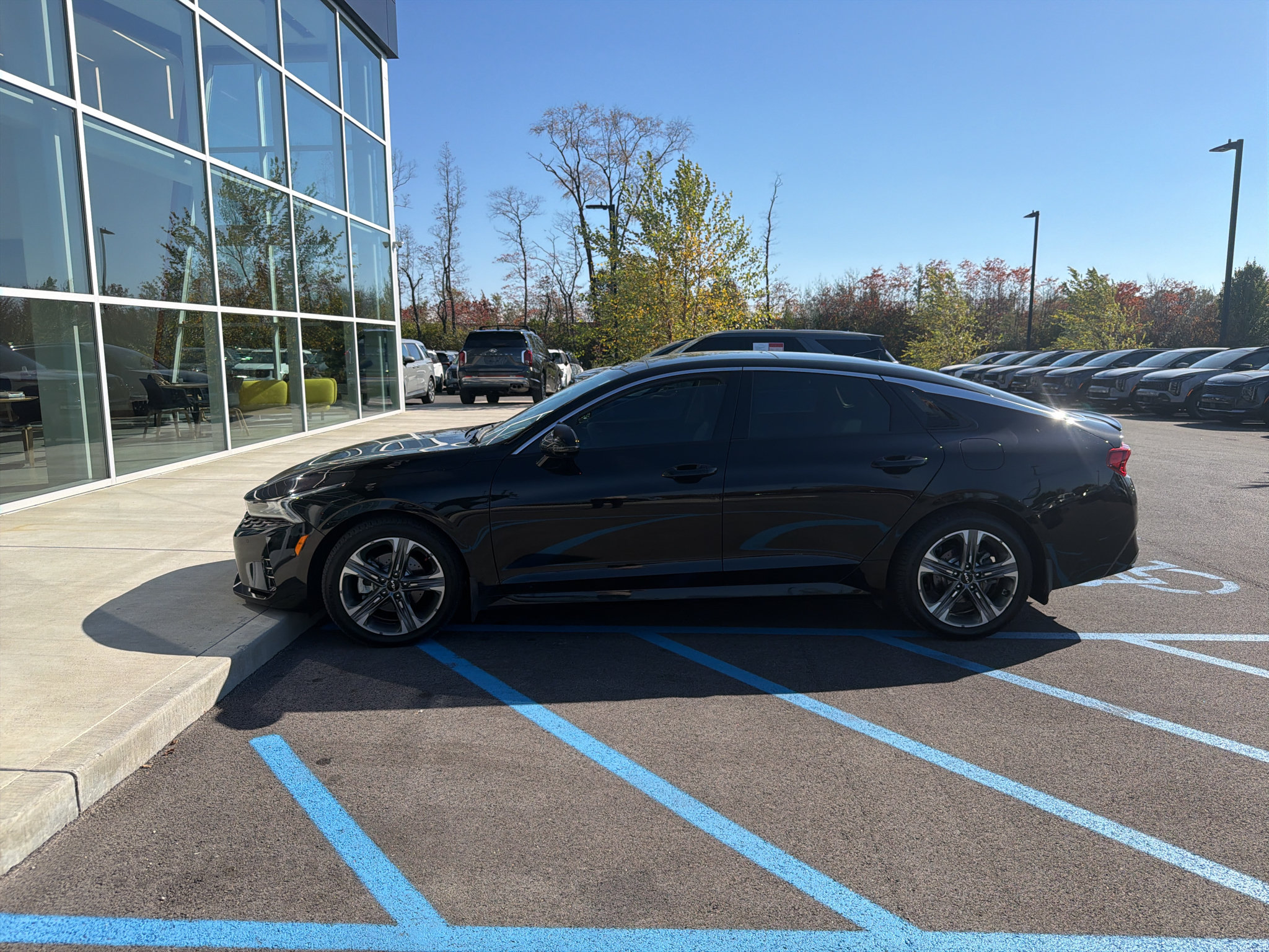 Used 2024 Kia K5 EX w/ EX Premium Package FWD image 3