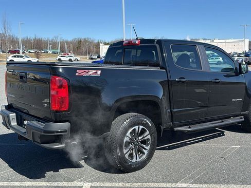 Used 2022 Chevrolet Colorado Z71 w/ Safety Package image 6